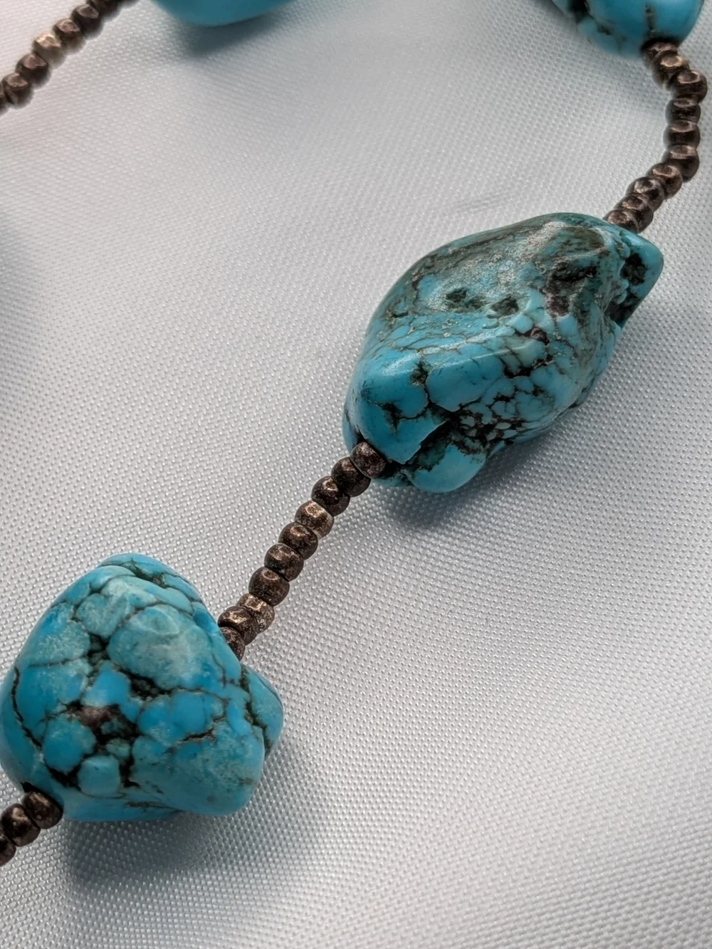 Dyed Howlite Turquoise Stone Nugget Stretch Bracelet Bronze Seed Bead Boho 7 In